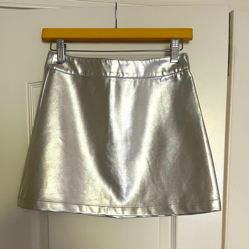 NWT Silver Metallic Mini Skirt